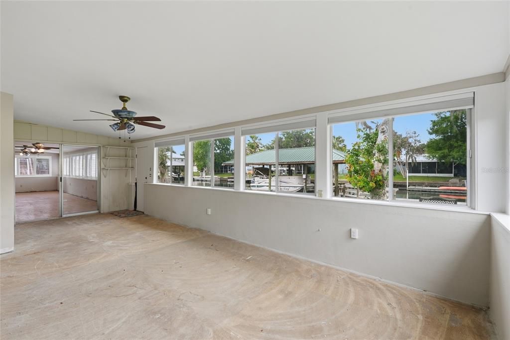 For Sale: $549,900 (3 beds, 2 baths, 1792 Square Feet)