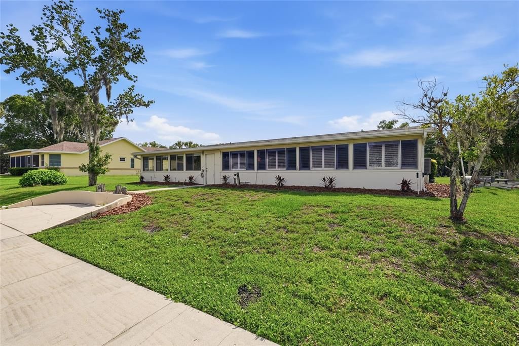 For Sale: $549,900 (3 beds, 2 baths, 1792 Square Feet)