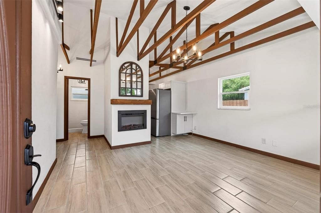 En Venta: $395,000 (2 camas, 1 baños, 754 Pies cuadrados)