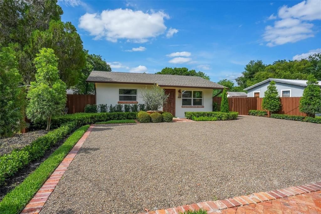 En Venta: $395,000 (2 camas, 1 baños, 754 Pies cuadrados)