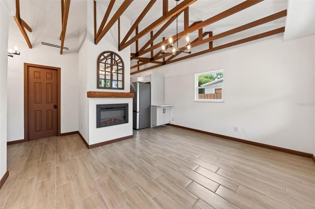 En Venta: $395,000 (2 camas, 1 baños, 754 Pies cuadrados)