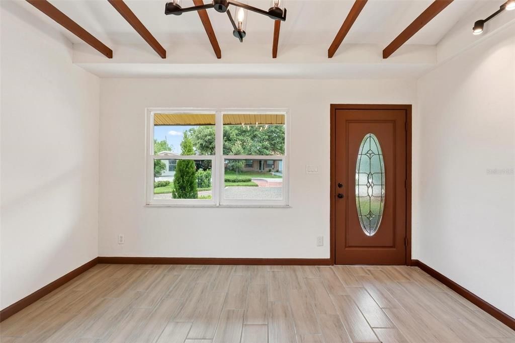 En Venta: $395,000 (2 camas, 1 baños, 754 Pies cuadrados)