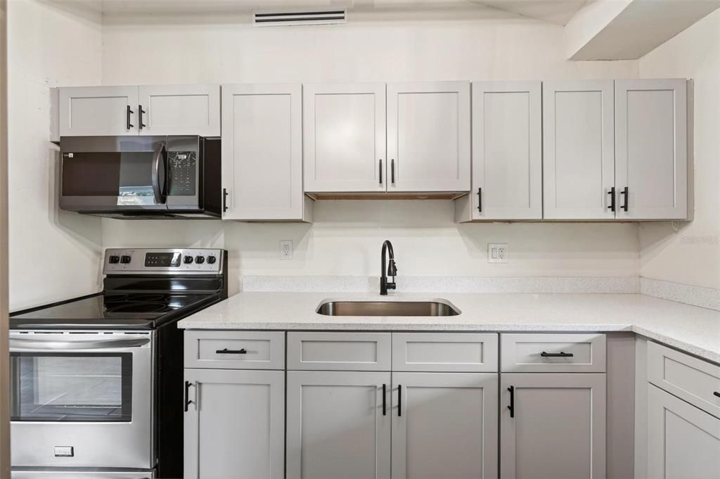 En Venta: $395,000 (2 camas, 1 baños, 754 Pies cuadrados)