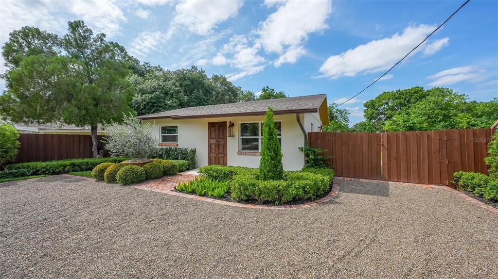 En Venta: $395,000 (2 camas, 1 baños, 754 Pies cuadrados)