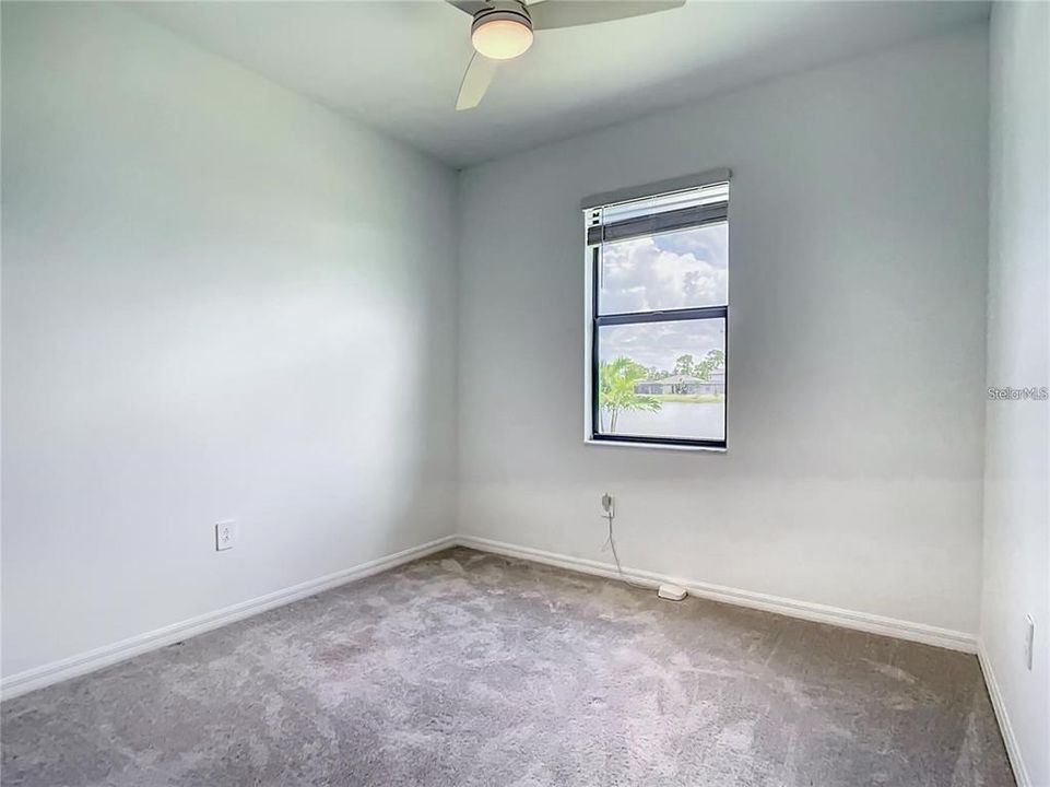 For Sale: $349,000 (3 beds, 2 baths, 1681 Square Feet)