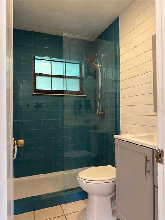 For Sale: $190,000 (2 beds, 1 baths, 951 Square Feet)