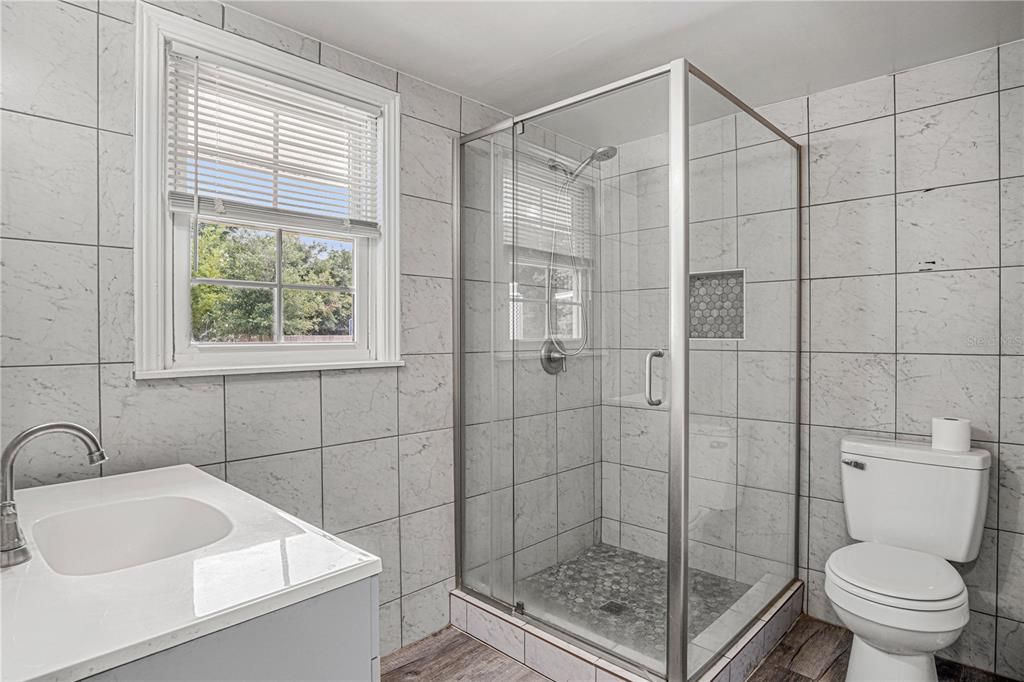 For Sale: $282,500 (2 beds, 2 baths, 1176 Square Feet)