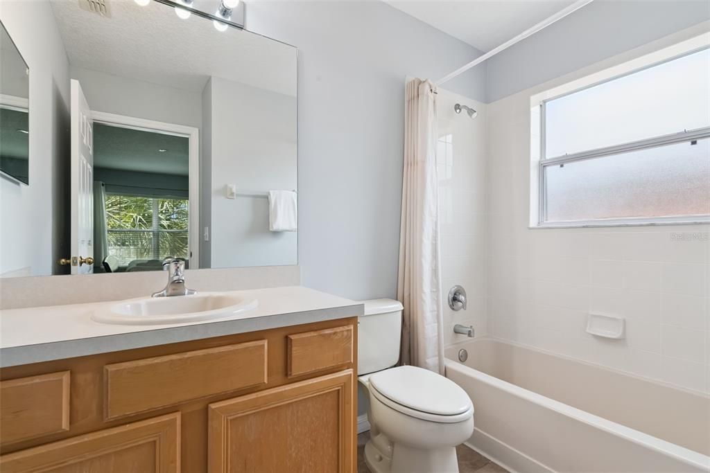 For Rent: $3,900 (6 beds, 5 baths, 2771 Square Feet)