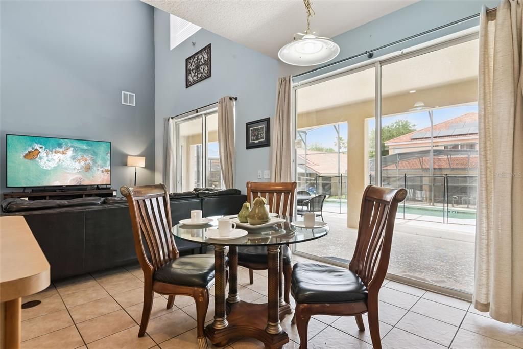 For Rent: $3,900 (6 beds, 5 baths, 2771 Square Feet)