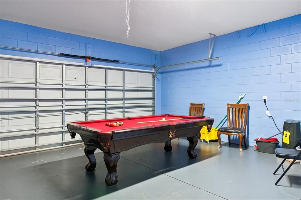 For Rent: $3,900 (6 beds, 5 baths, 2771 Square Feet)