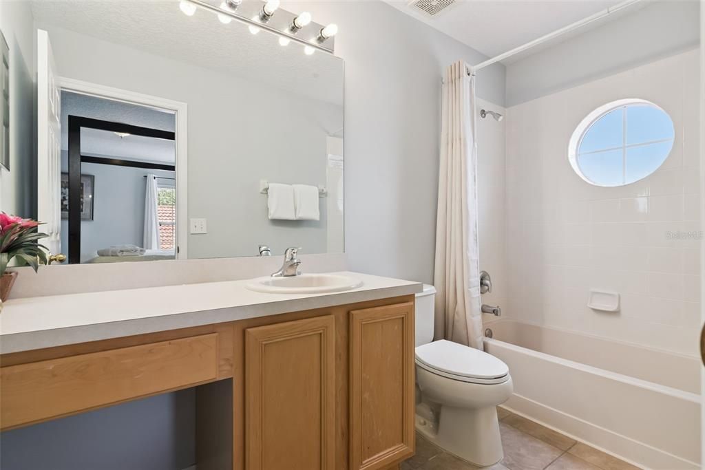 For Rent: $3,900 (6 beds, 5 baths, 2771 Square Feet)
