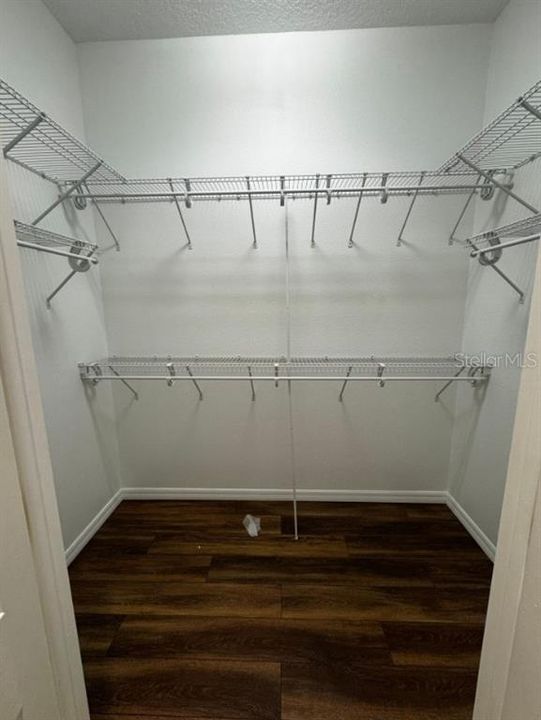 En Renta: $2,700 (3 camas, 2 baños, 2420 Pies cuadrados)