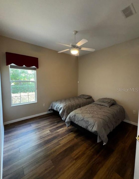 En Renta: $2,700 (3 camas, 2 baños, 2420 Pies cuadrados)