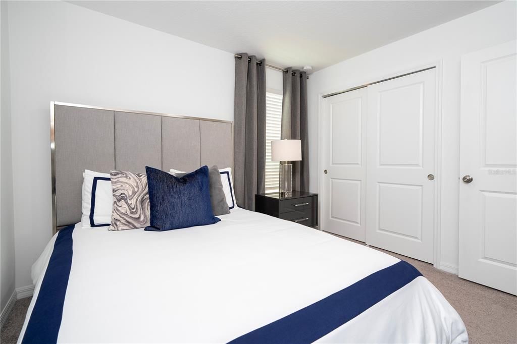 For Sale: $599,000 (5 beds, 3 baths, 2707 Square Feet)
