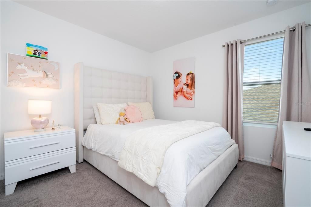 For Sale: $599,000 (5 beds, 3 baths, 2707 Square Feet)