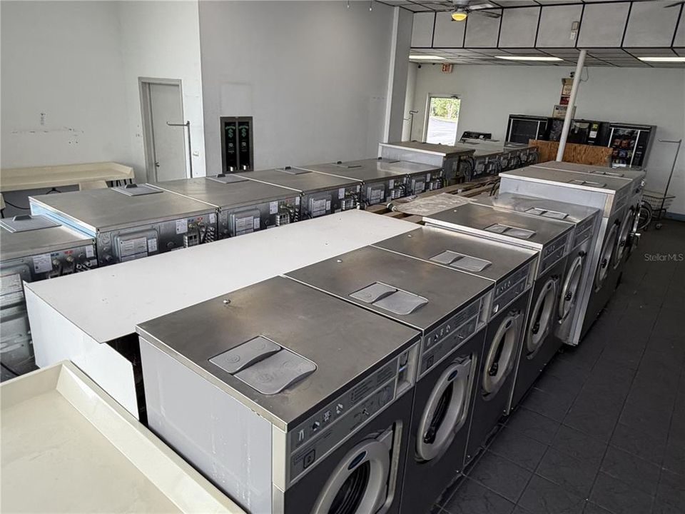 For Sale: $149,000 (0 beds, 0 baths, 1800 Square Feet)