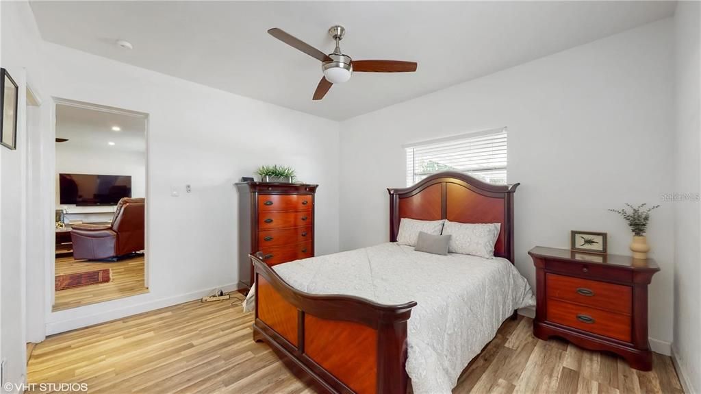 For Sale: $365,000 (3 beds, 2 baths, 1642 Square Feet)