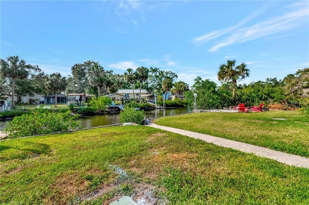 For Sale: $365,000 (3 beds, 2 baths, 1642 Square Feet)