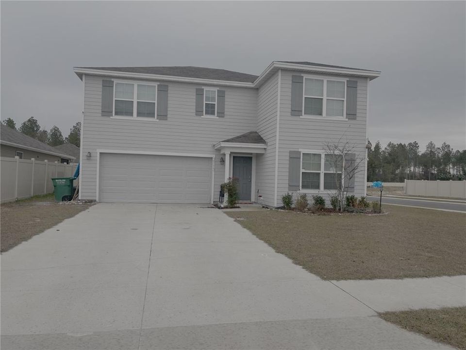 For Rent: $2,600 (4 beds, 3 baths, 2801 Square Feet)