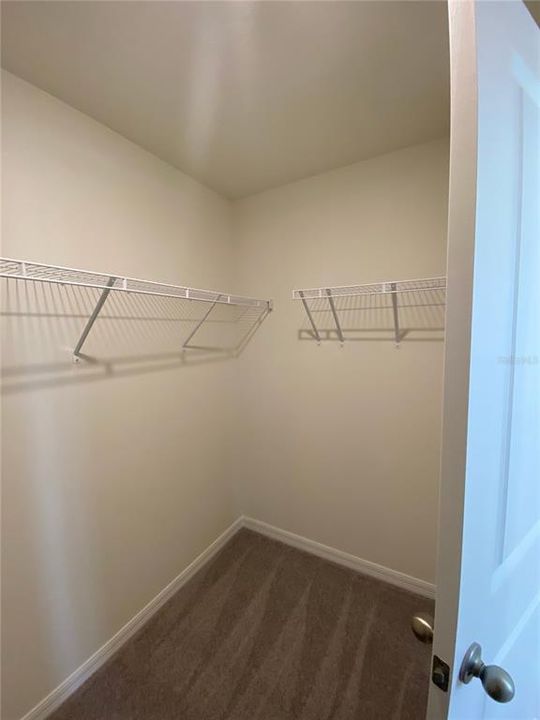 For Rent: $2,600 (4 beds, 3 baths, 2801 Square Feet)