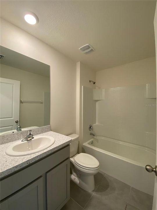 For Rent: $2,600 (4 beds, 3 baths, 2801 Square Feet)