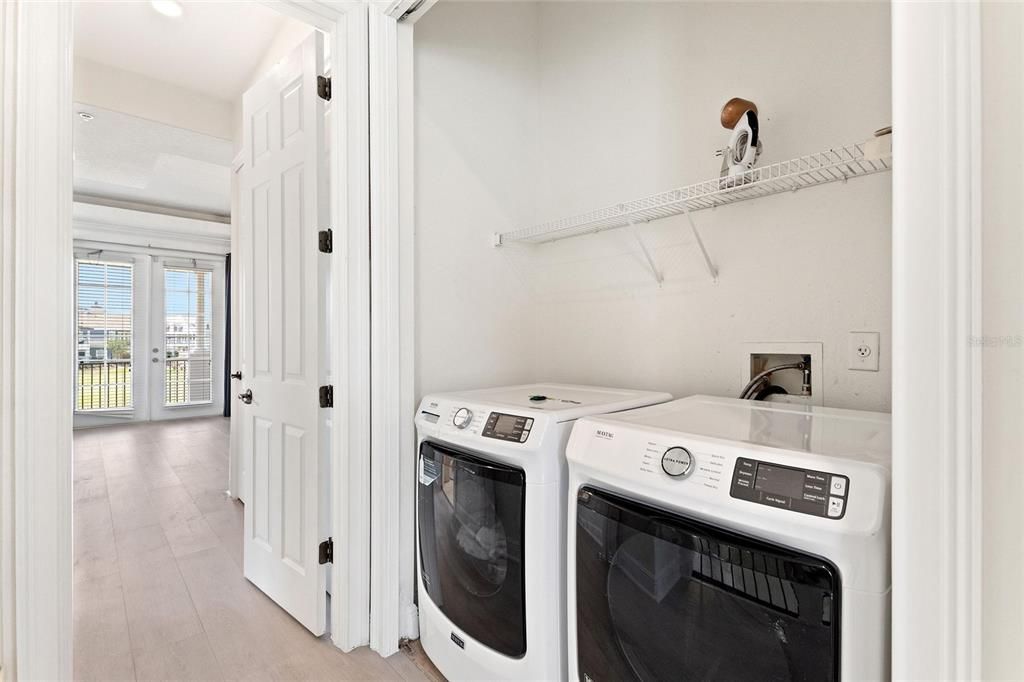 En Venta: $1,400,000 (5 camas, 5 baños, 3775 Pies cuadrados)