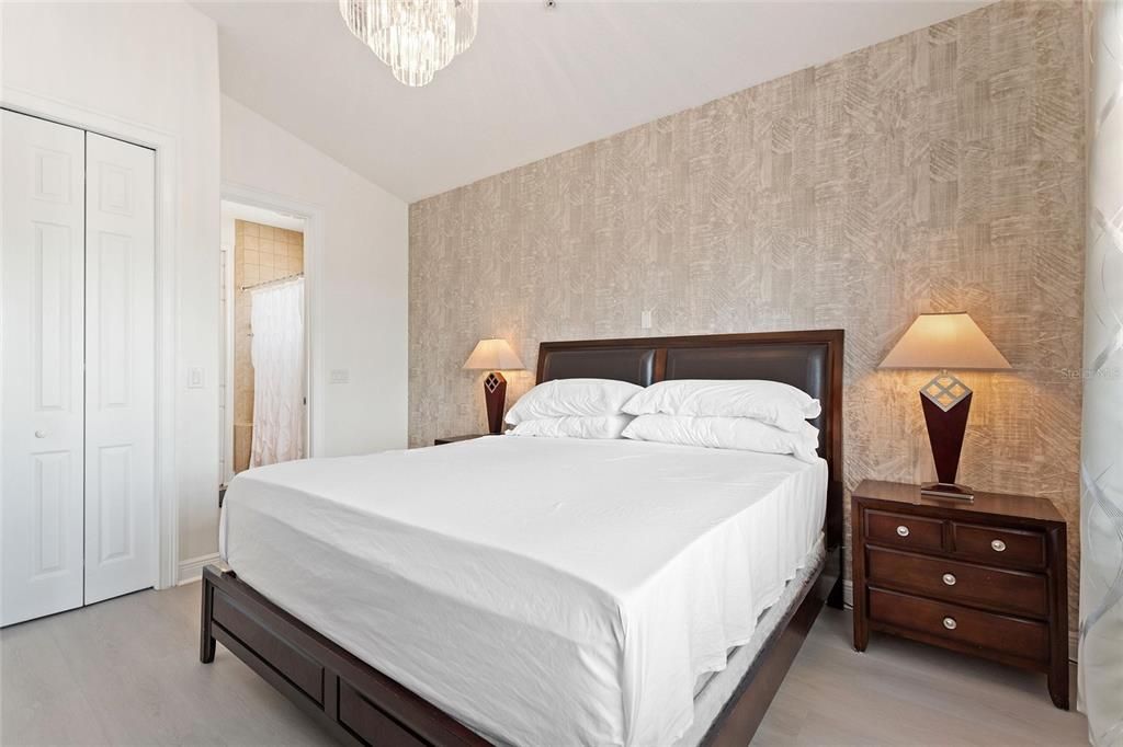 En Venta: $1,400,000 (5 camas, 5 baños, 3775 Pies cuadrados)