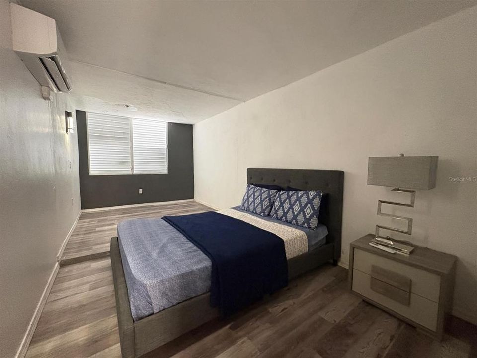 For Sale: $135,000 (3 beds, 1 baths, 1300 Square Feet)