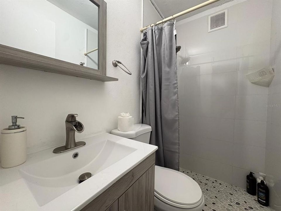 For Sale: $135,000 (3 beds, 1 baths, 1300 Square Feet)