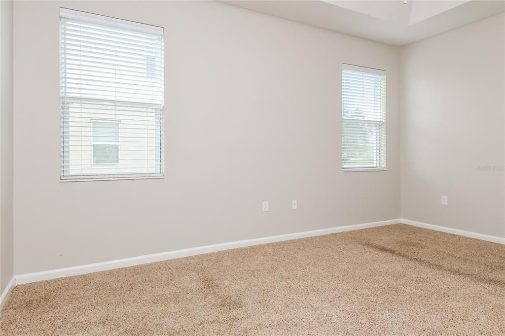 For Sale: $425,000 (4 beds, 3 baths, 2654 Square Feet)