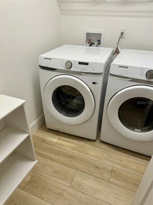 На продажу: $499,900 (4 спален, 3 ванн, 2617 Квадратных фут)