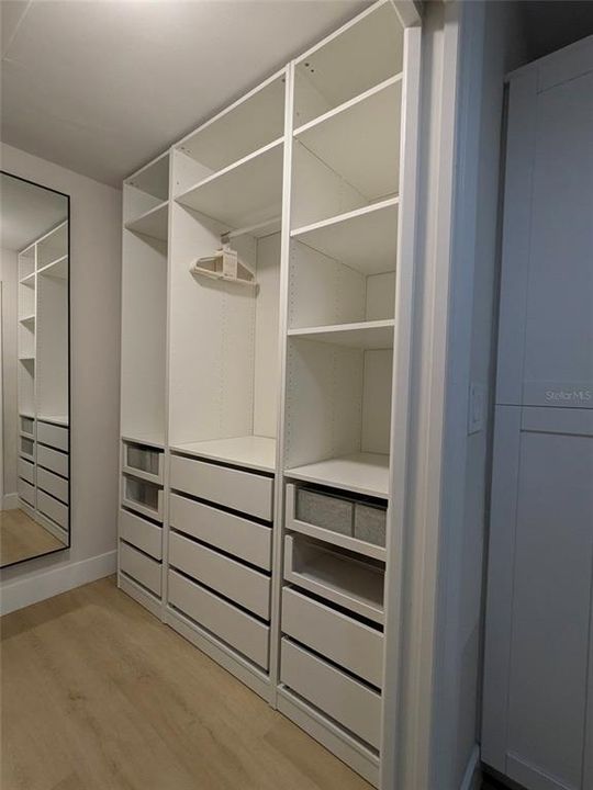 For Rent: $5,600 (3 beds, 2 baths, 2101 Square Feet)