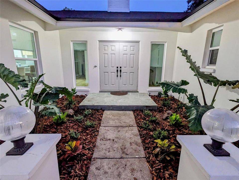 For Rent: $5,600 (3 beds, 2 baths, 2101 Square Feet)