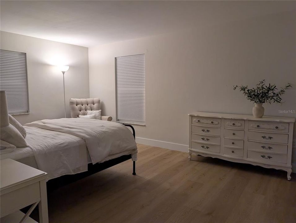 For Rent: $5,600 (3 beds, 2 baths, 2101 Square Feet)