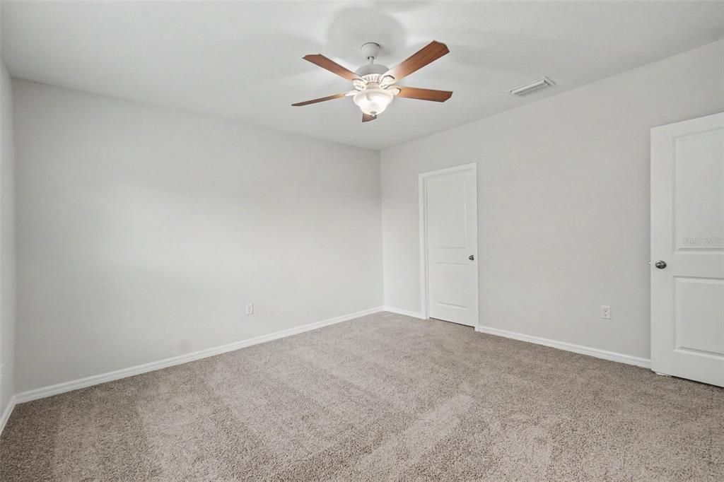 For Sale: $240,000 (3 beds, 2 baths, 1478 Square Feet)