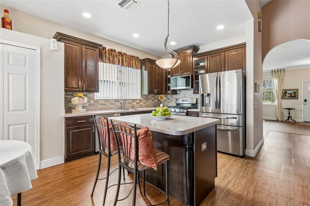 For Sale: $438,000 (4 beds, 3 baths, 2184 Square Feet)