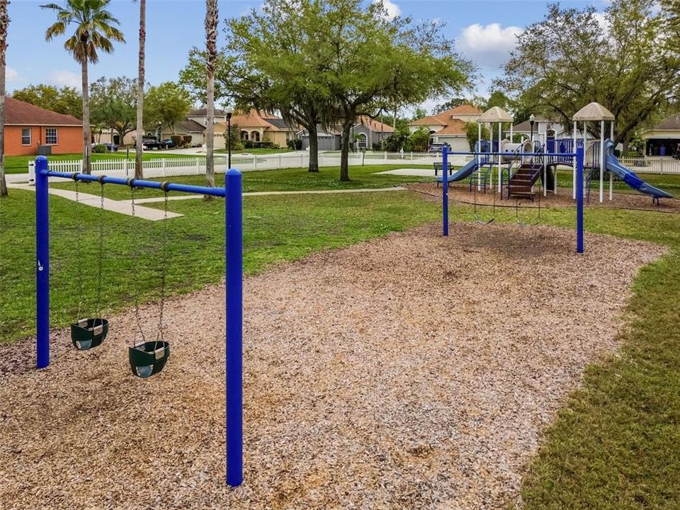 For Sale: $438,000 (4 beds, 3 baths, 2184 Square Feet)