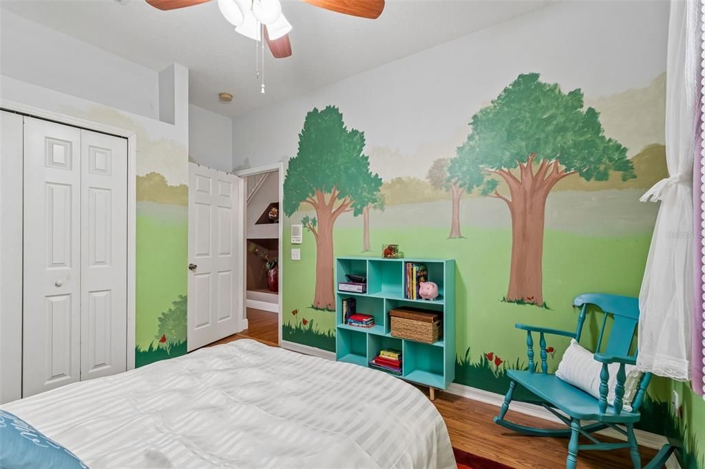 For Sale: $438,000 (4 beds, 3 baths, 2184 Square Feet)