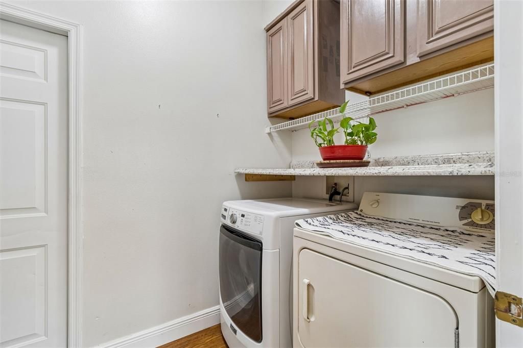 For Sale: $438,000 (4 beds, 3 baths, 2184 Square Feet)