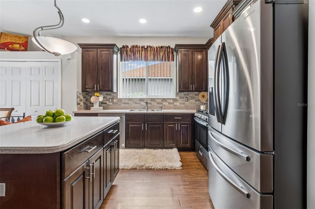 For Sale: $438,000 (4 beds, 3 baths, 2184 Square Feet)