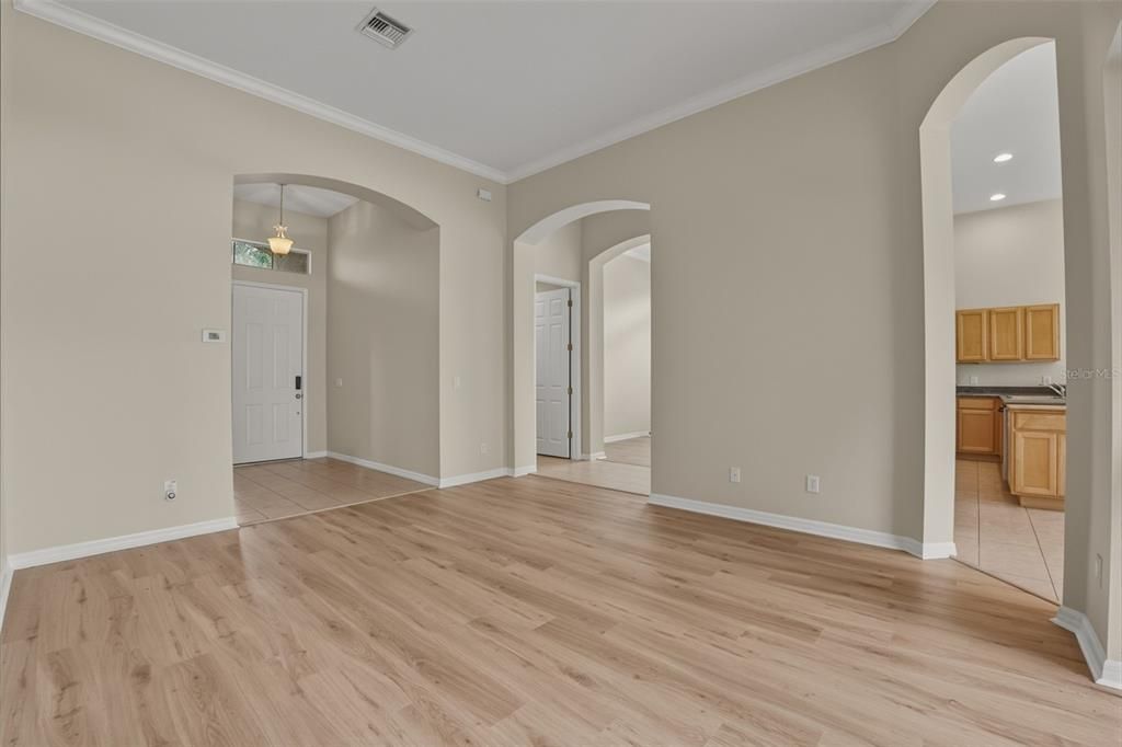 На продажу: $489,900 (3 спален, 3 ванн, 2296 Квадратных фут)