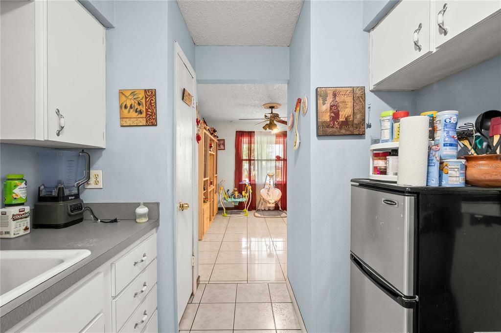 For Sale: $225,000 (3 beds, 1 baths, 1230 Square Feet)