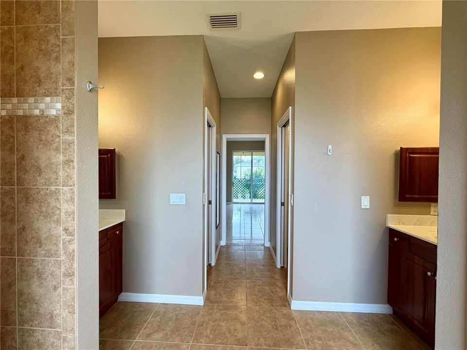 For Rent: $2,300 (3 beds, 2 baths, 1815 Square Feet)