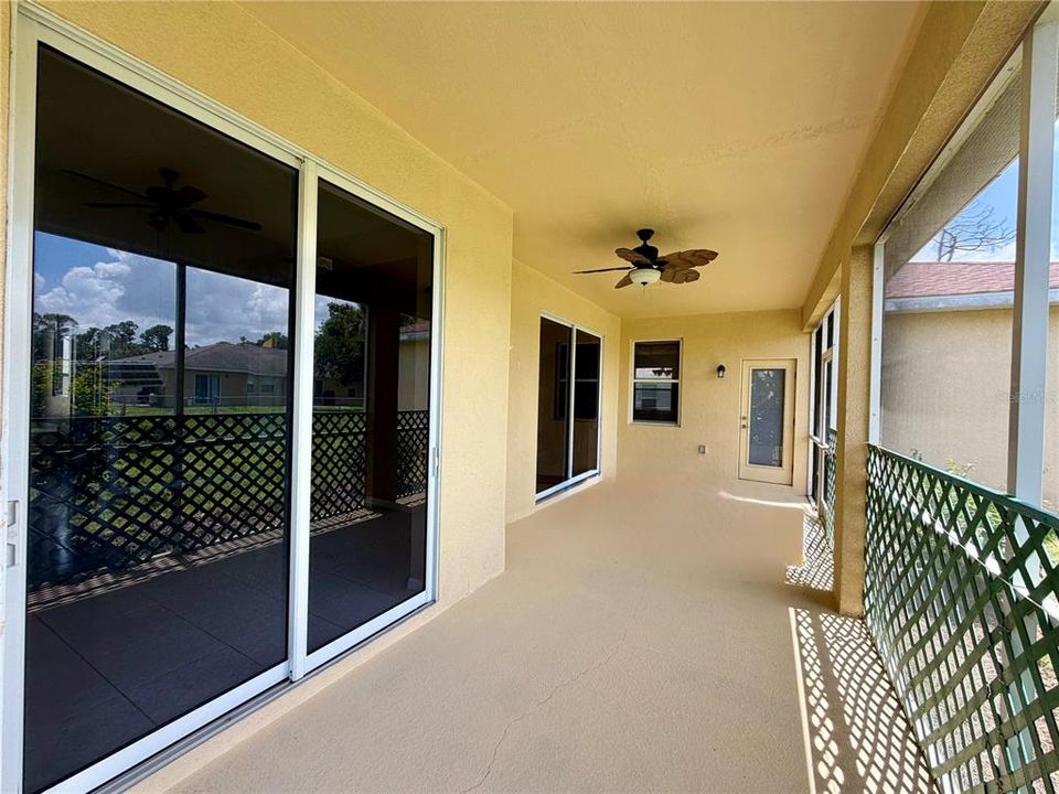 For Rent: $2,300 (3 beds, 2 baths, 1815 Square Feet)
