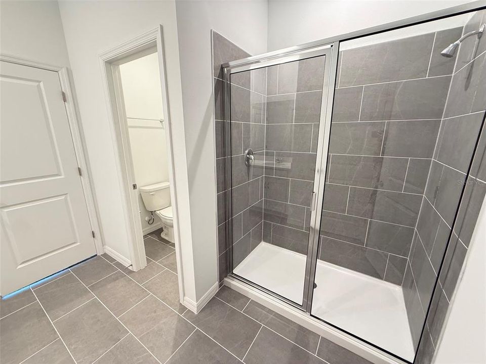 For Rent: $2,250 (4 beds, 3 baths, 2000 Square Feet)