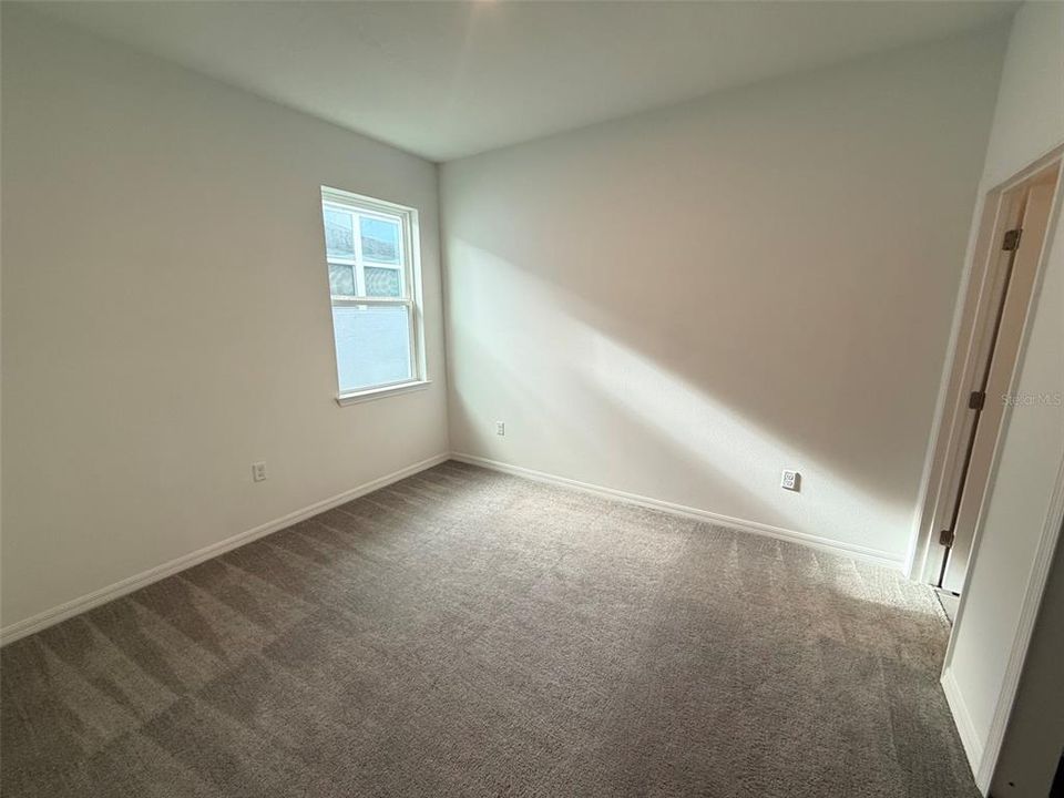 For Rent: $2,250 (4 beds, 3 baths, 2000 Square Feet)