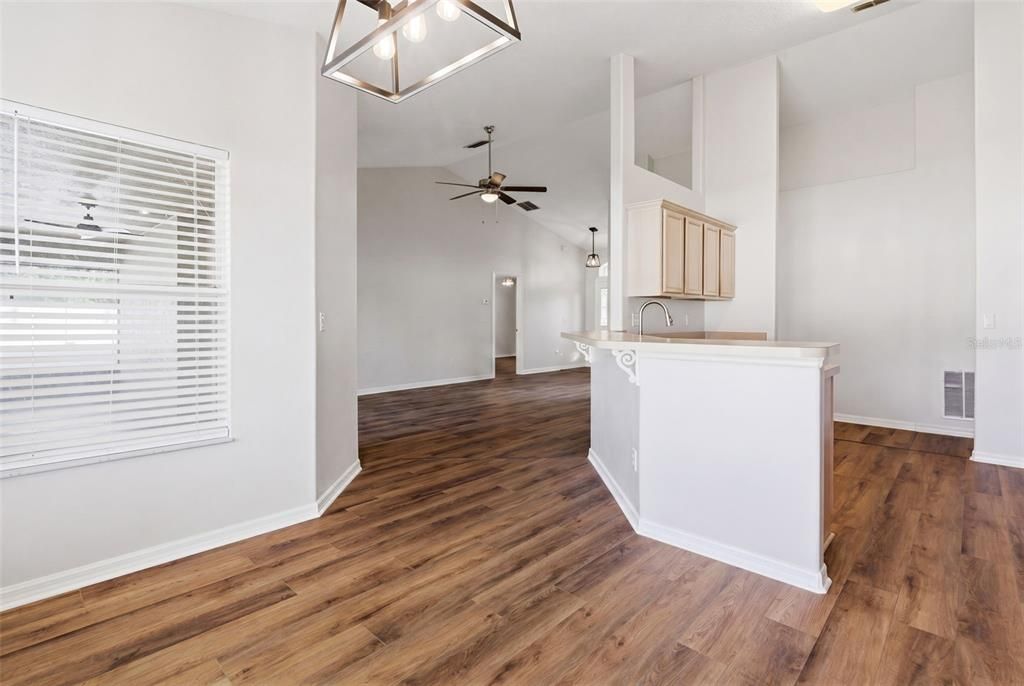 For Rent: $2,600 (3 beds, 2 baths, 1719 Square Feet)
