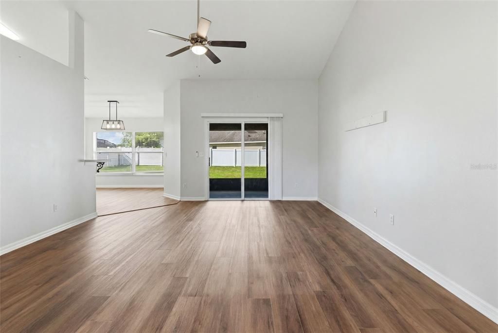 For Rent: $2,600 (3 beds, 2 baths, 1719 Square Feet)