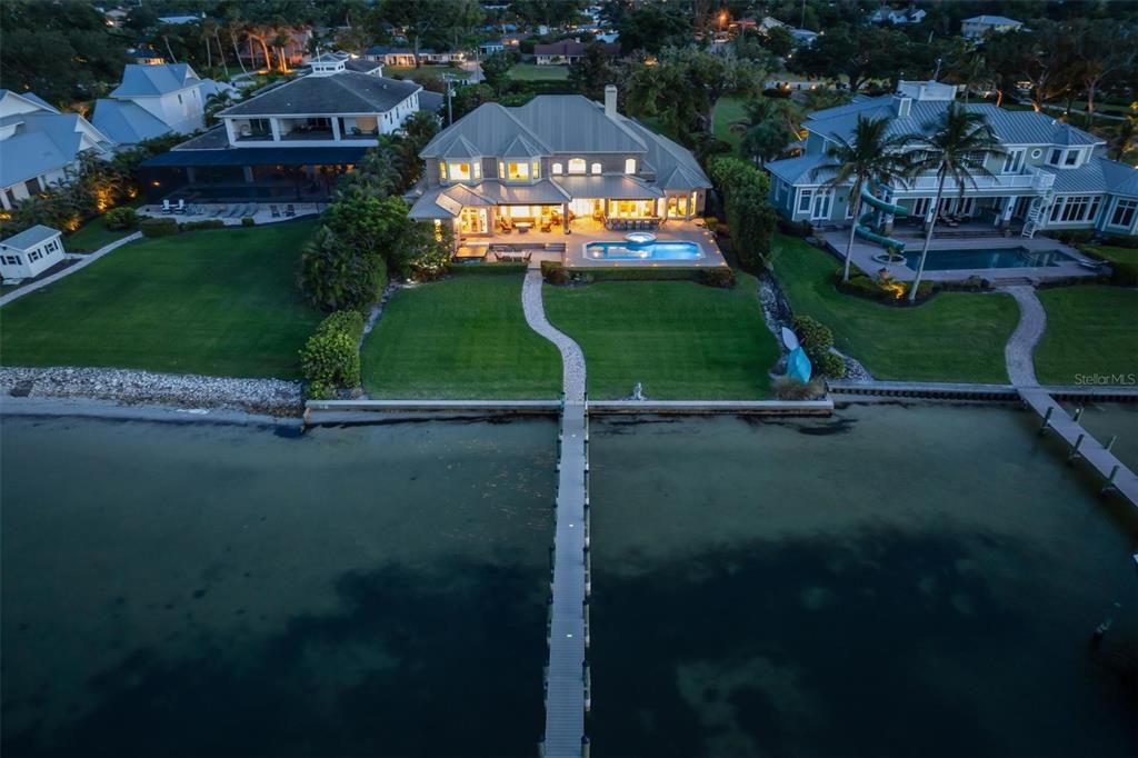En Venta: $5,495,000 (4 camas, 5 baños, 6431 Pies cuadrados)