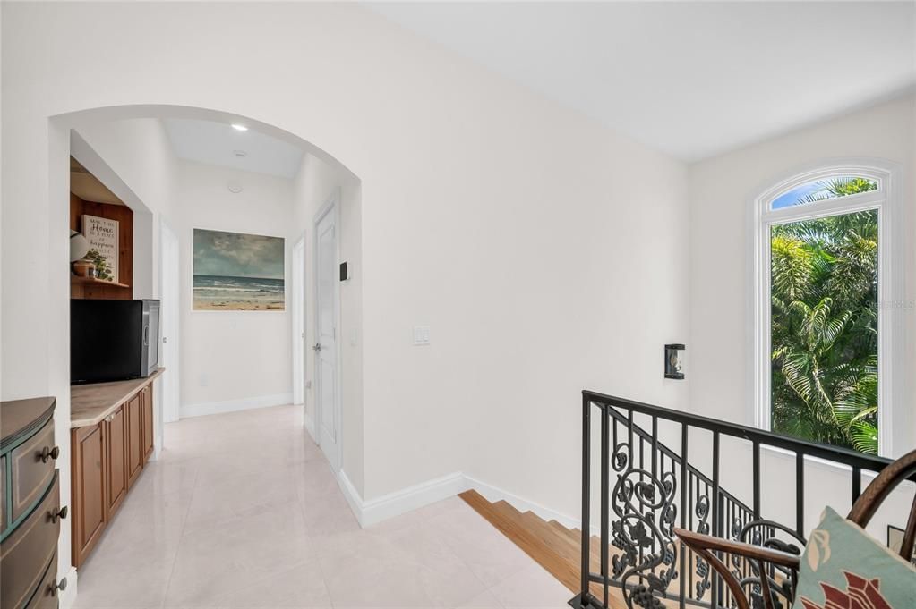 En Venta: $5,495,000 (4 camas, 5 baños, 6431 Pies cuadrados)